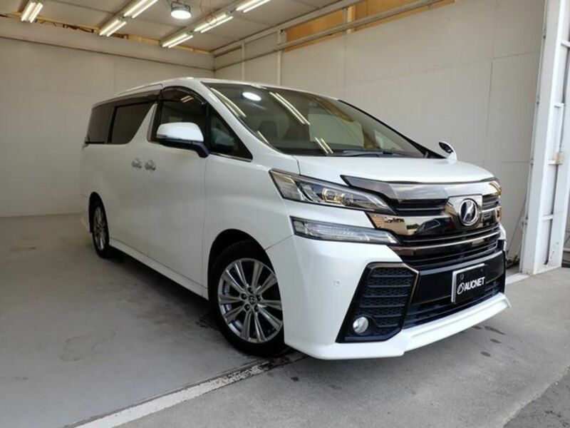 TOYOTA　VELLFIRE