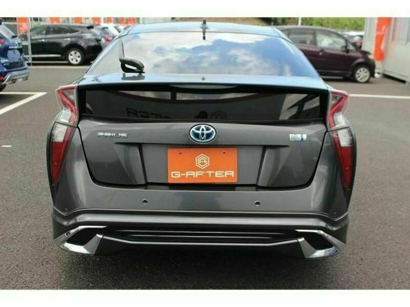 PRIUS-7