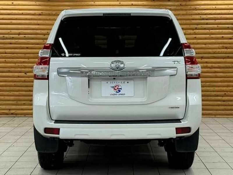 LAND CRUISER PRADO-12