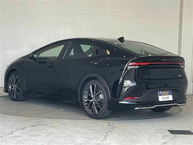 PRIUS-13