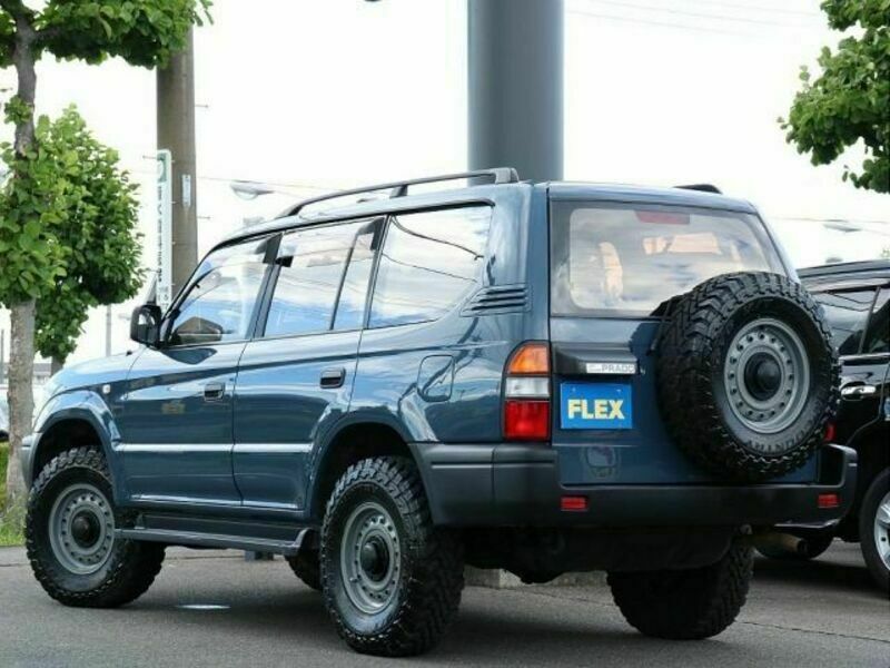 LAND CRUISER PRADO-9