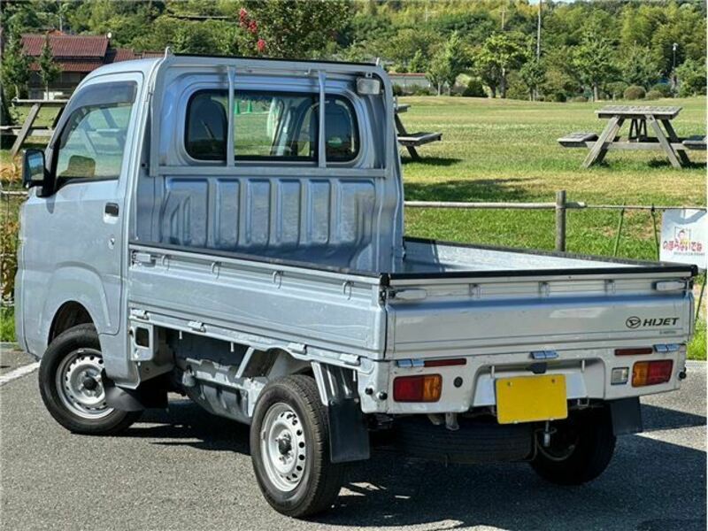 HIJET TRUCK-1