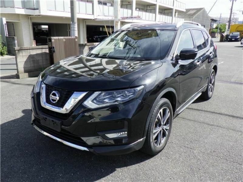 NISSAN　X-TRAIL