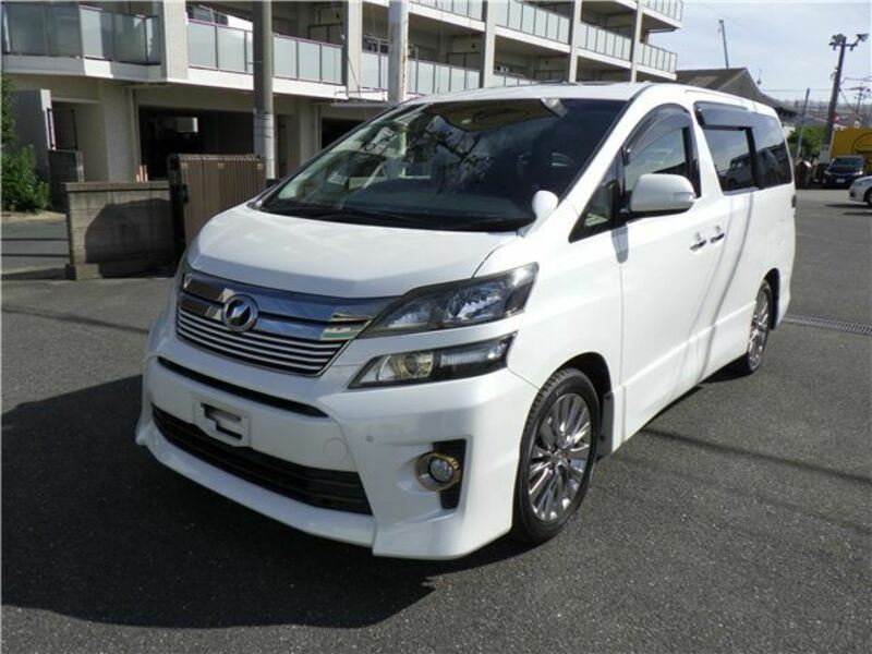 TOYOTA　VELLFIRE