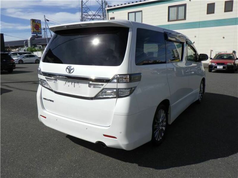 VELLFIRE-3