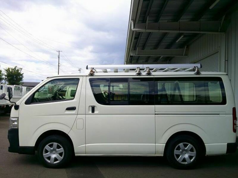 HIACE-6