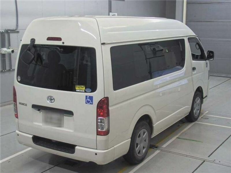 HIACE VAN-1