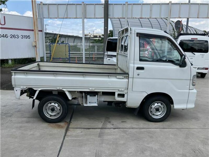 HIJET TRUCK-1