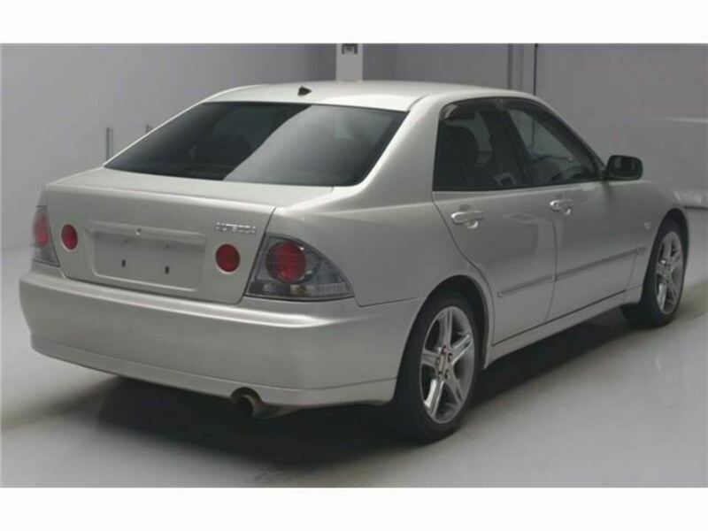 ALTEZZA-1