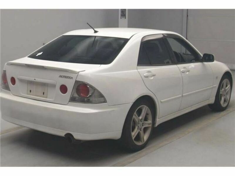 ALTEZZA-1