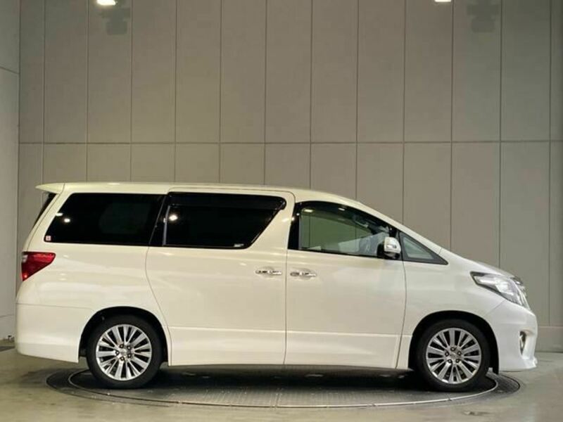 ALPHARD-25