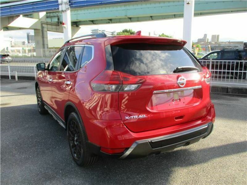 X-TRAIL-1