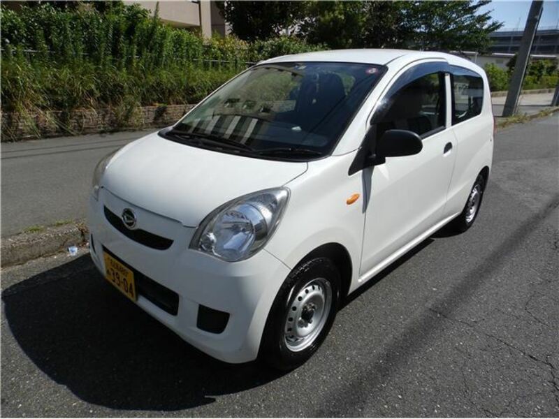 DAIHATSU　MIRA