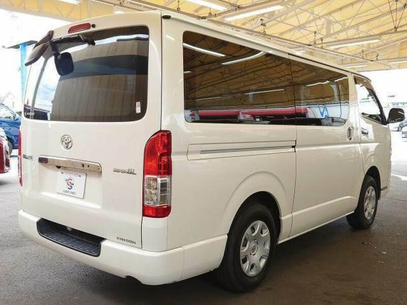 HIACE VAN-15