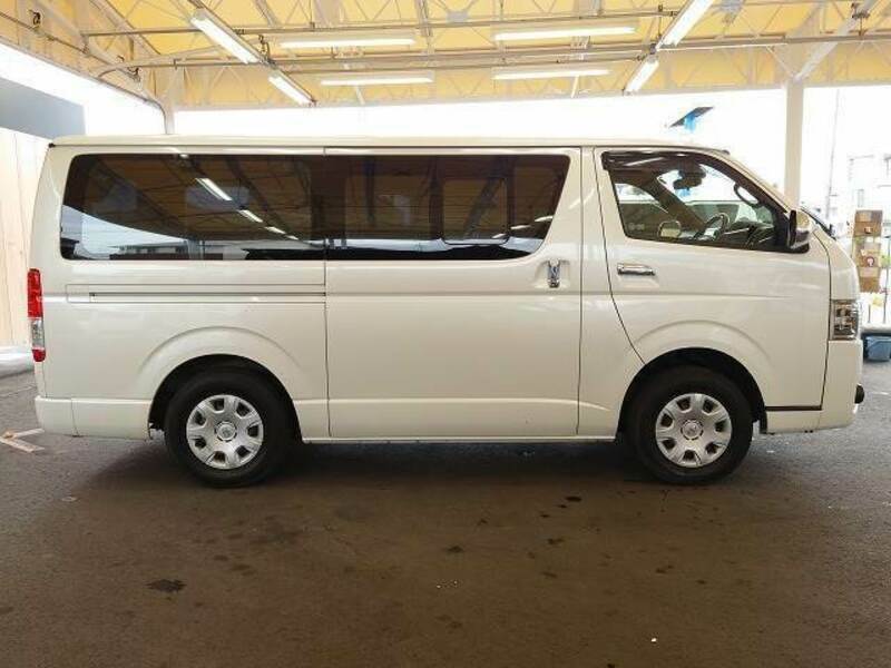 HIACE VAN-16