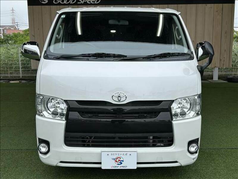 HIACE VAN-11