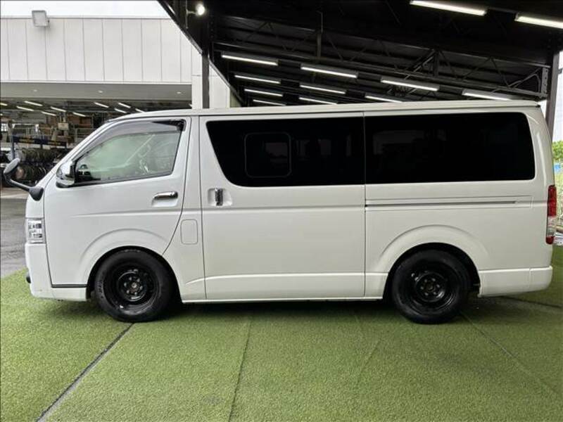 HIACE VAN-13