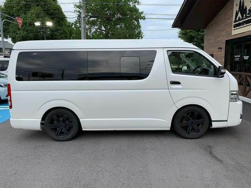 HIACE VAN-17