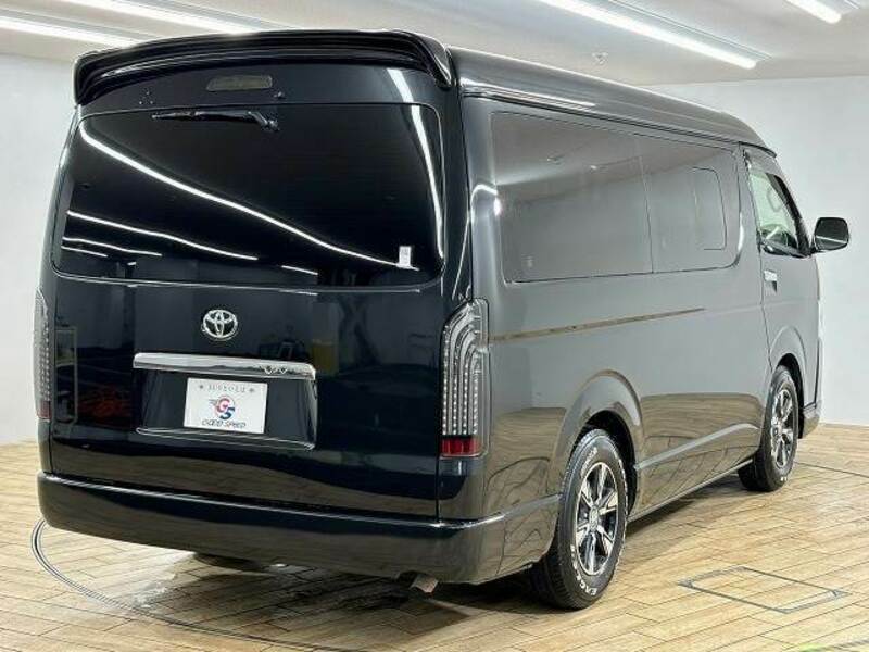 HIACE VAN-13