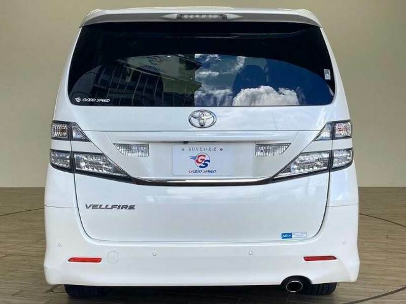 VELLFIRE-12