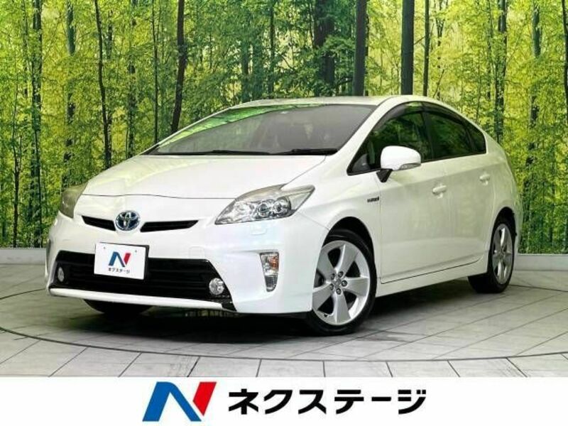 TOYOTA　PRIUS