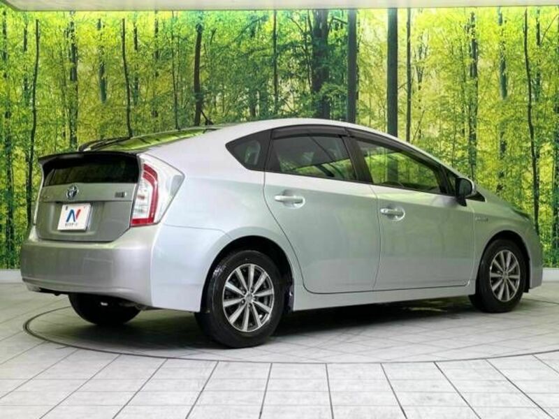 PRIUS-17