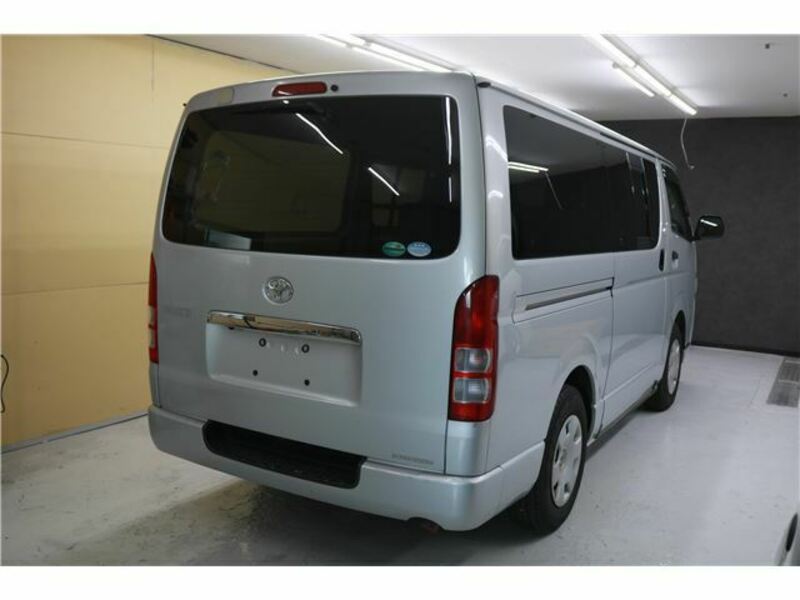 HIACE-4