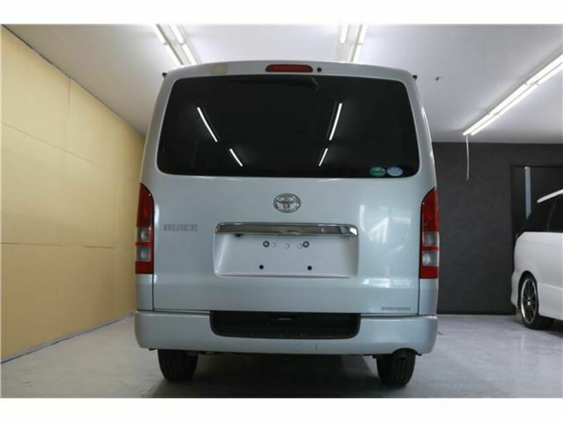 HIACE-9