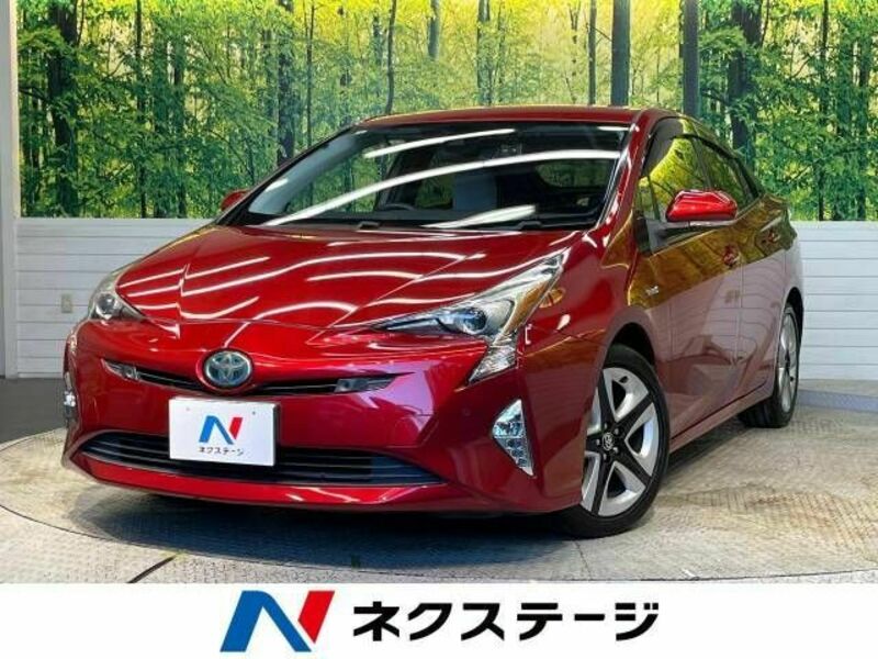 TOYOTA　PRIUS