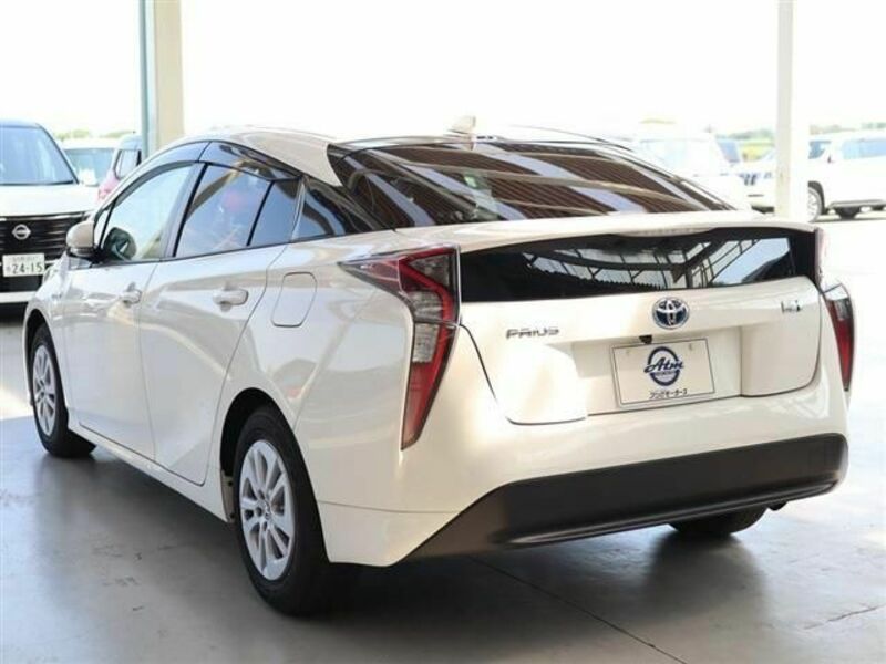 PRIUS-5