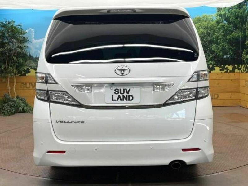 VELLFIRE-15