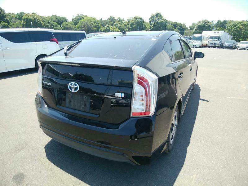 PRIUS-16