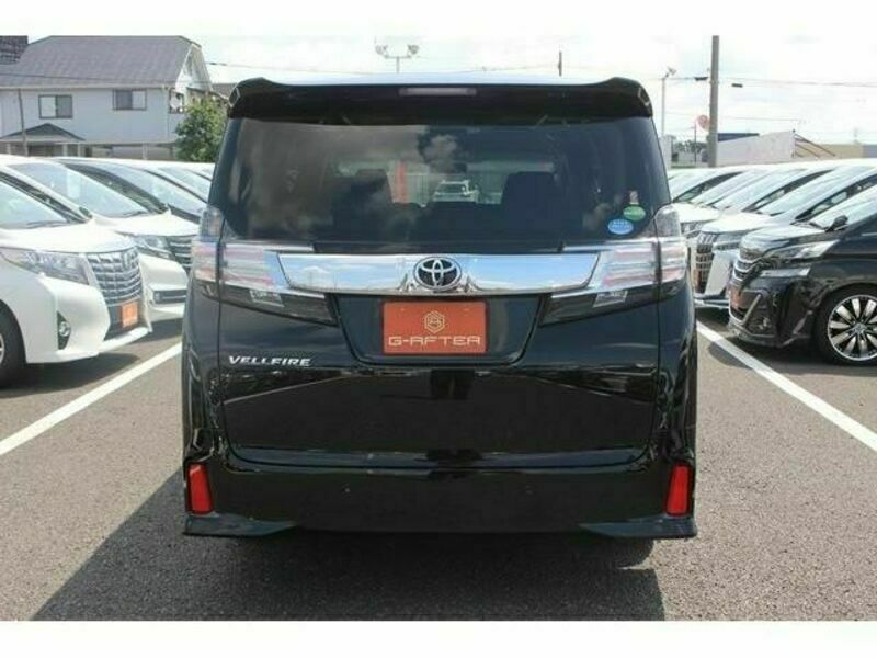 VELLFIRE-8