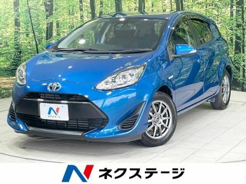 TOYOTA　AQUA