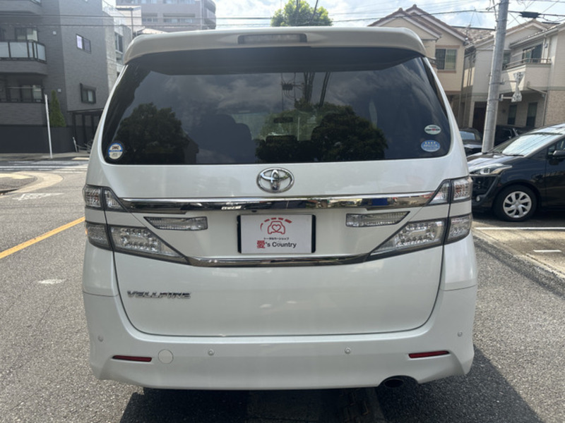 VELLFIRE-5