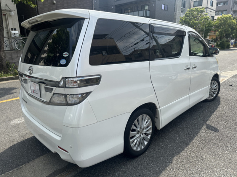 VELLFIRE-7