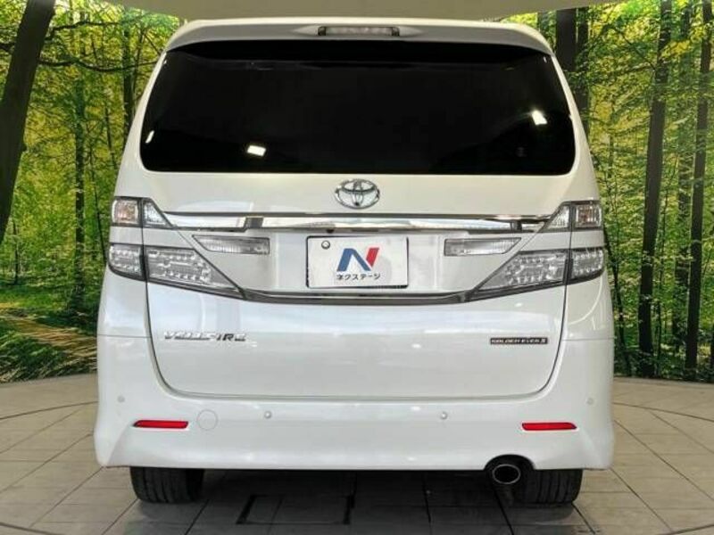 VELLFIRE-16