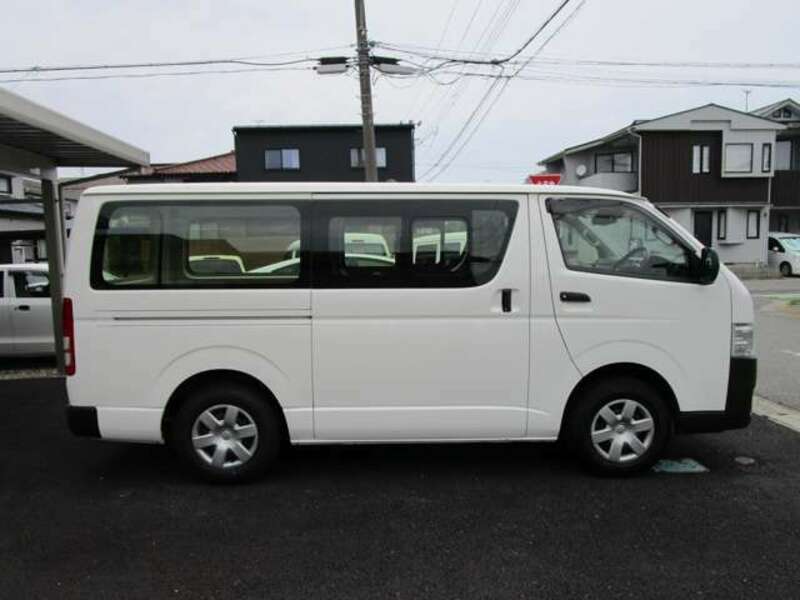 HIACE VAN-4