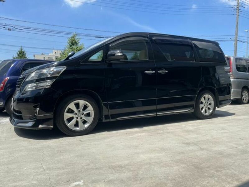 VELLFIRE-1