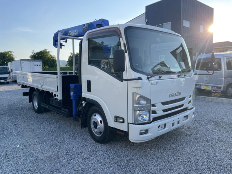 ISUZU　ELF