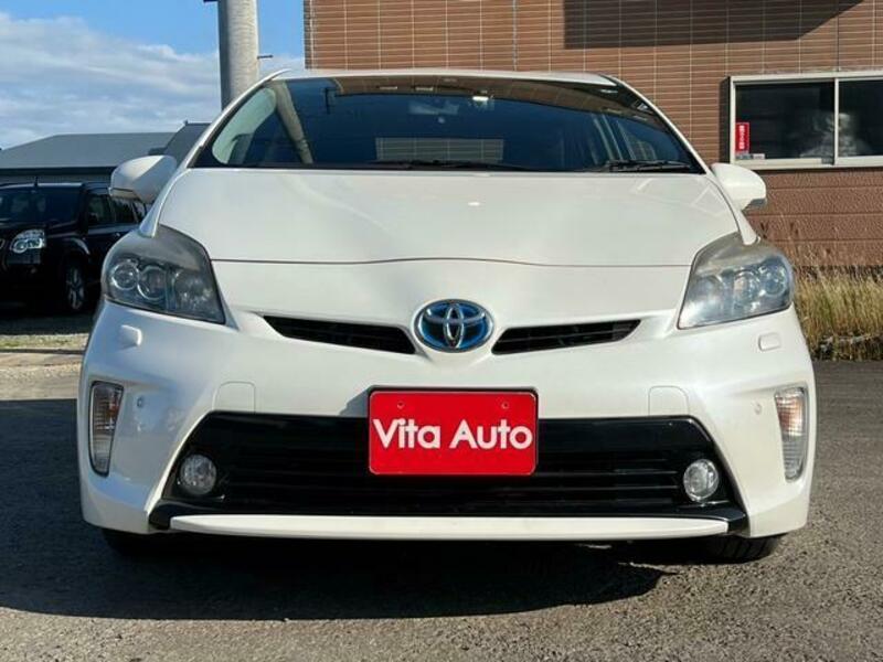 PRIUS-16