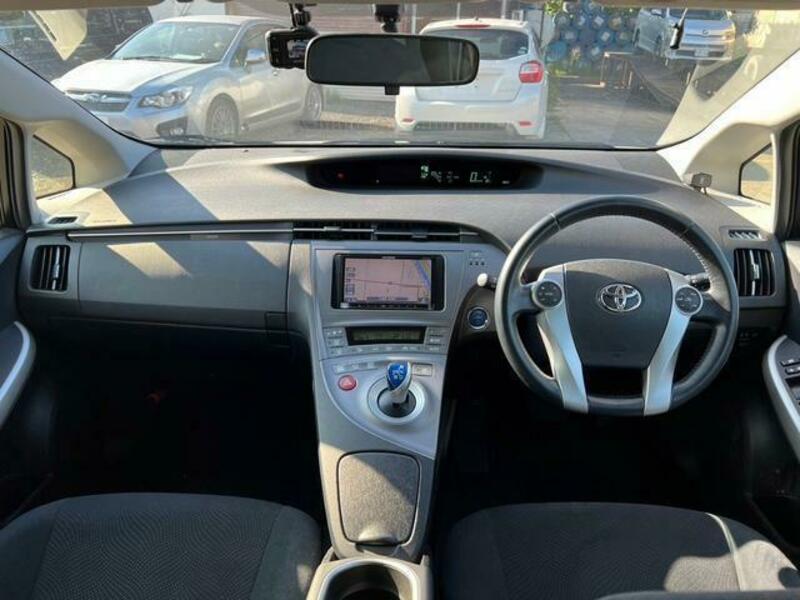 PRIUS-7