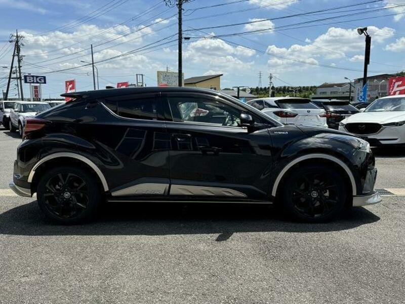 C-HR-17