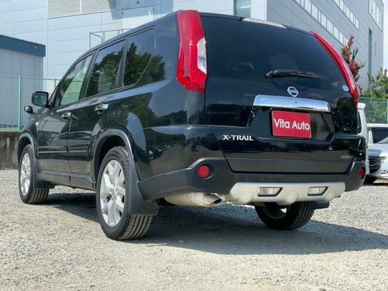 X-TRAIL-19