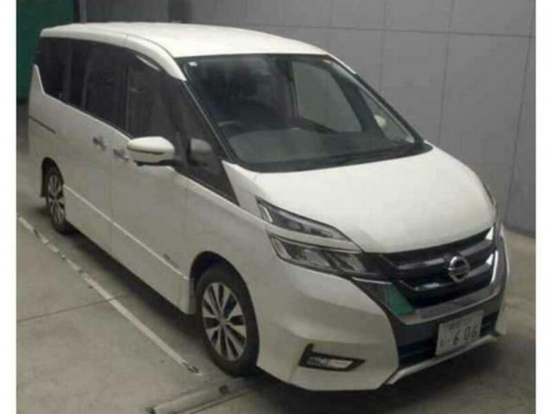 NISSAN　SERENA