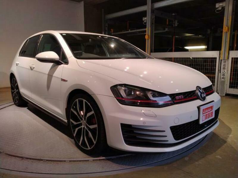 GOLF GTI-1