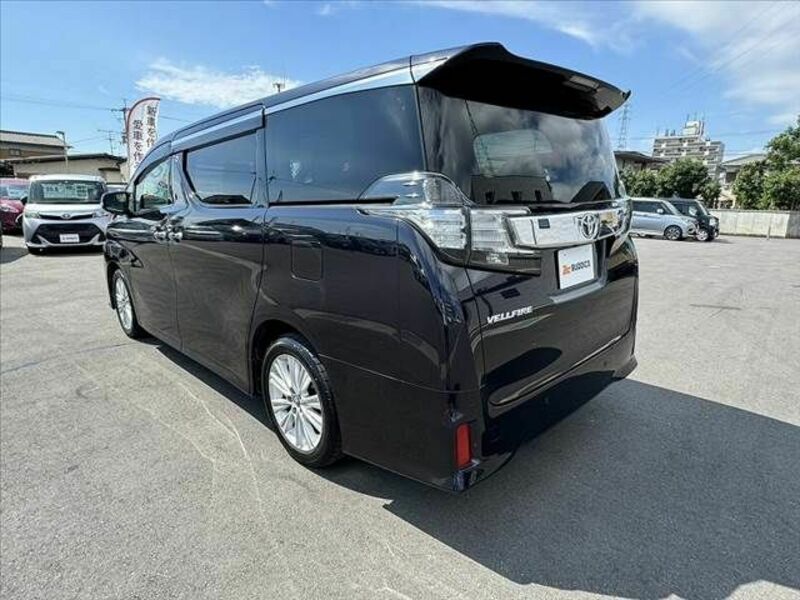 VELLFIRE-12