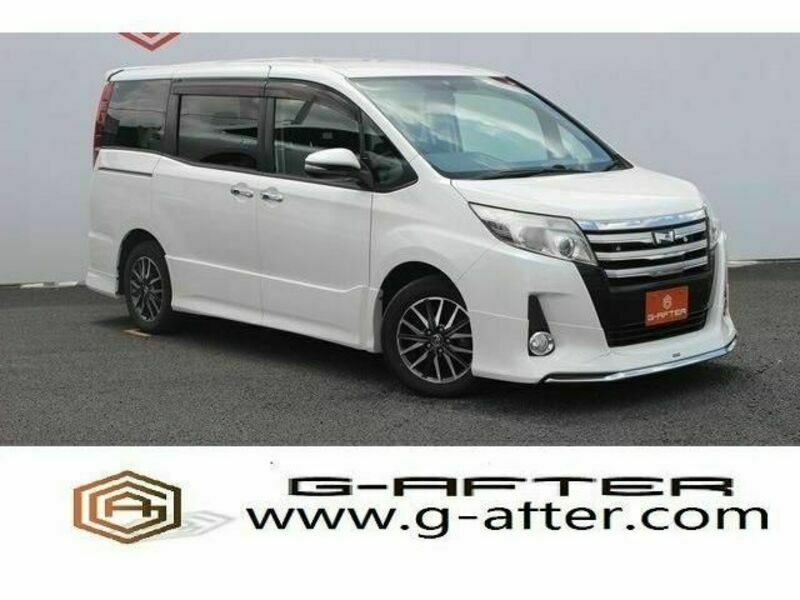 TOYOTA　NOAH