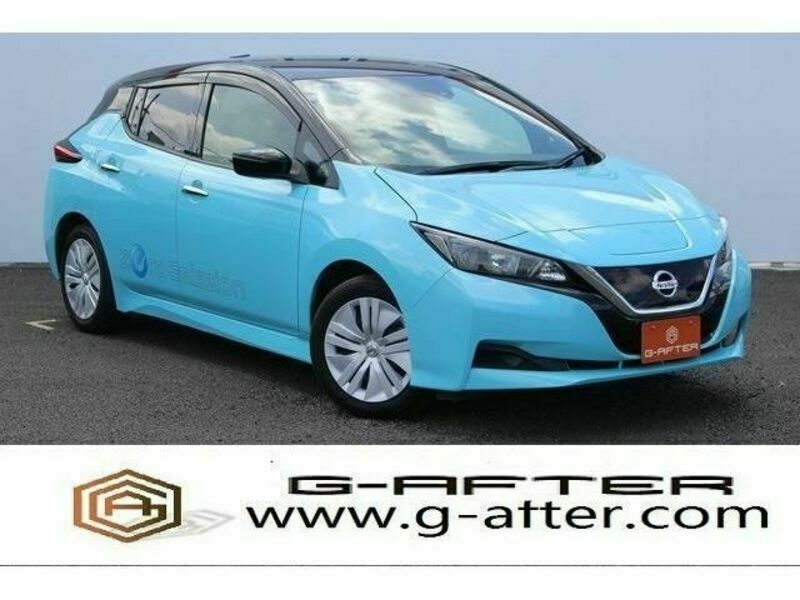 NISSAN　LEAF