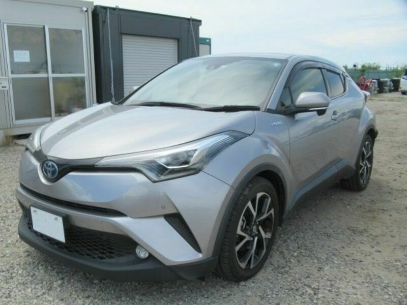 TOYOTA　C-HR